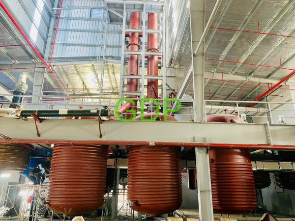 Industrial heating tanks